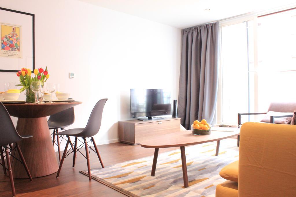 Royal Victoria Docks Apartment London Room photo